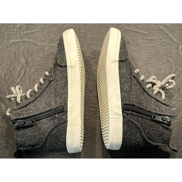 Old Navy Gray Dress Sneakers Toddler Sz 9 - Picture 5 of 7